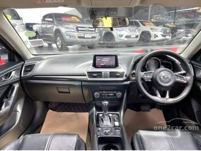 Mazda 3 2.0 S Sports Hatchback A/T ปี 2018 รูปที่ 8